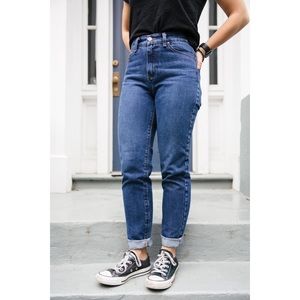 Mott & Bow Slim Boyfriend High Rise Relaxed Jeans